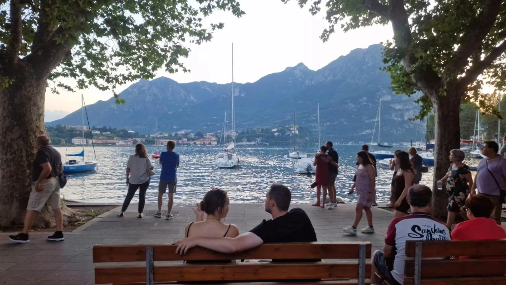 Lecco Antico Pozzo - Modern Suite 0*,  Italy