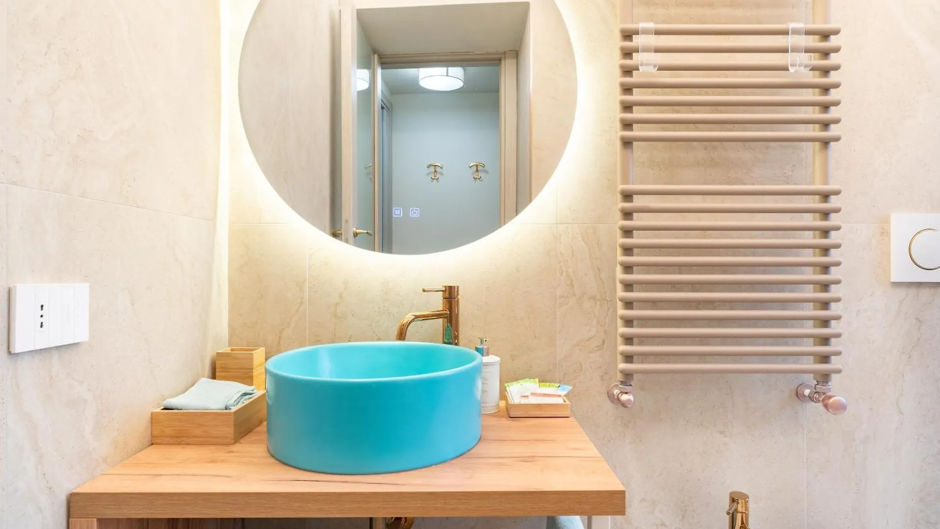 Apartment Lecco Antico Pozzo - Modern Suite