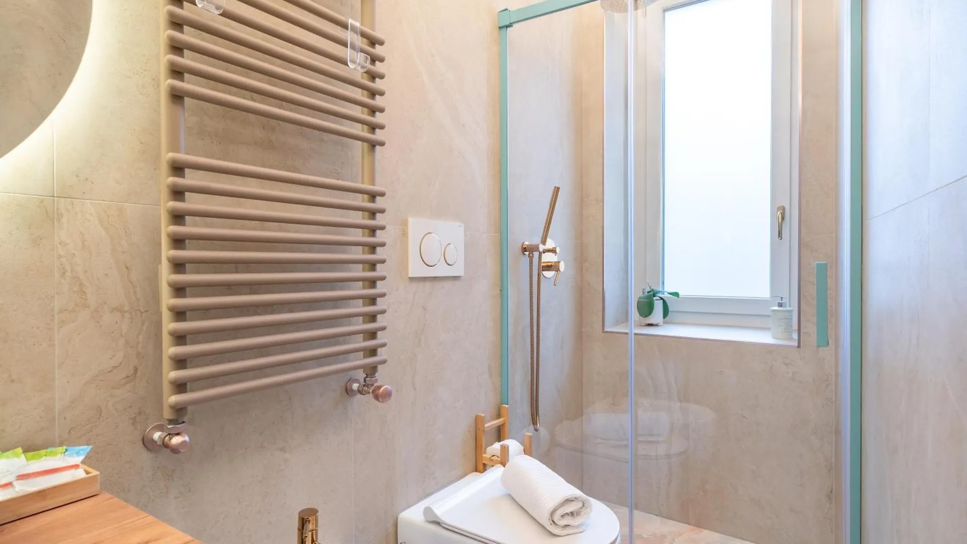 Lecco Antico Pozzo - Modern Suite