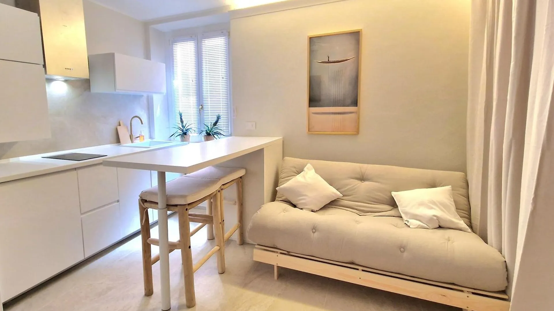 Lecco Antico Pozzo - Modern Suite Italy